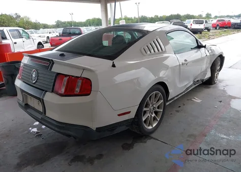 2011 Ford Mustang V6 Premium z USA, uszkodzony, nr VIN 1ZVBP8AM6B5131134
